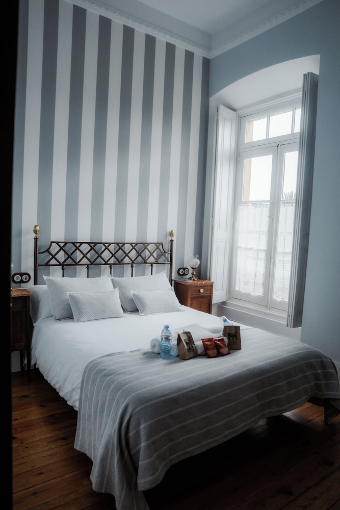 Habitación Doble Superior, con Vista al Jardín