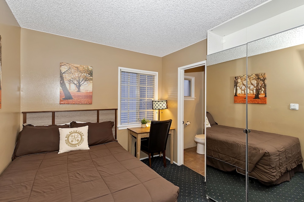 Standard Double Room - Photo 2