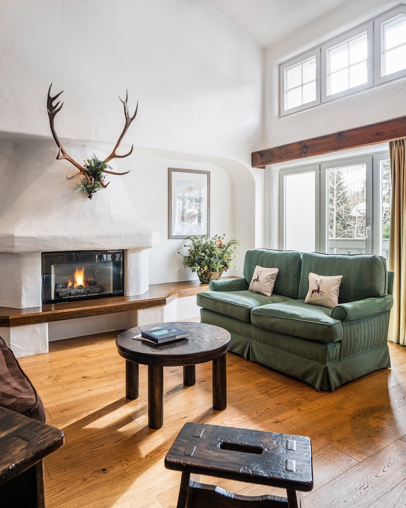 Vail Mountain 2 Bedroom Suite 1 King and 2 Doubles Bi Level - Photo 1