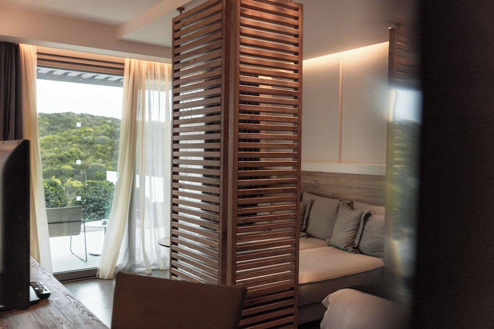 Premium Junior Suite Sea View - Photo 12