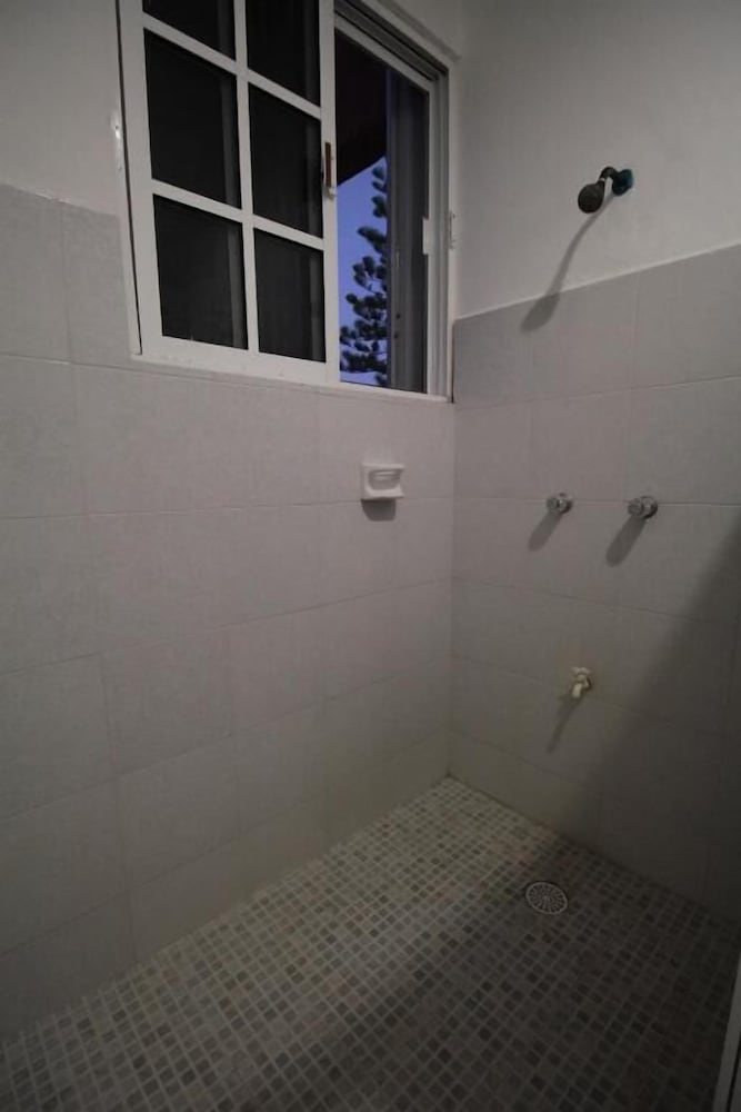 Standard Room - Photo 4