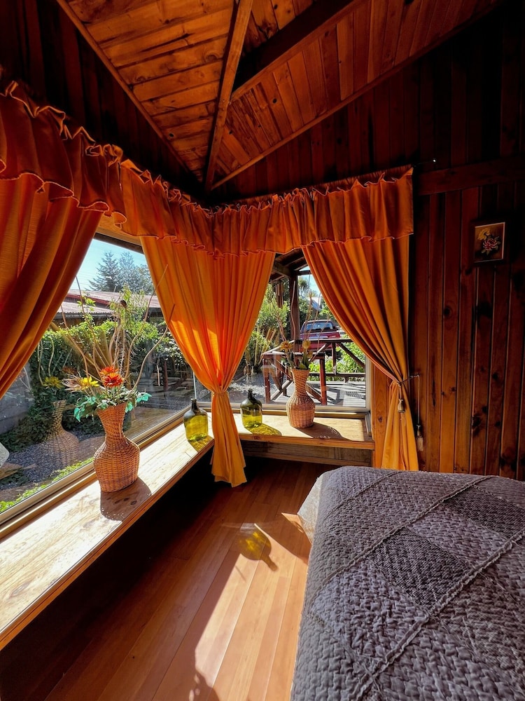 Comfort Bungalow, Patio, Garden View photo 1
