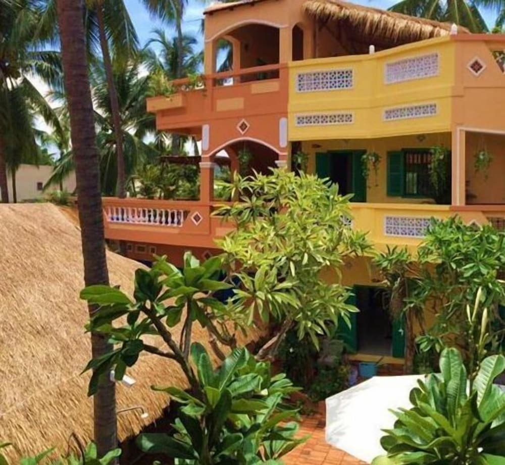 Family Quadruple Room (Coconut Kiss) photo 2