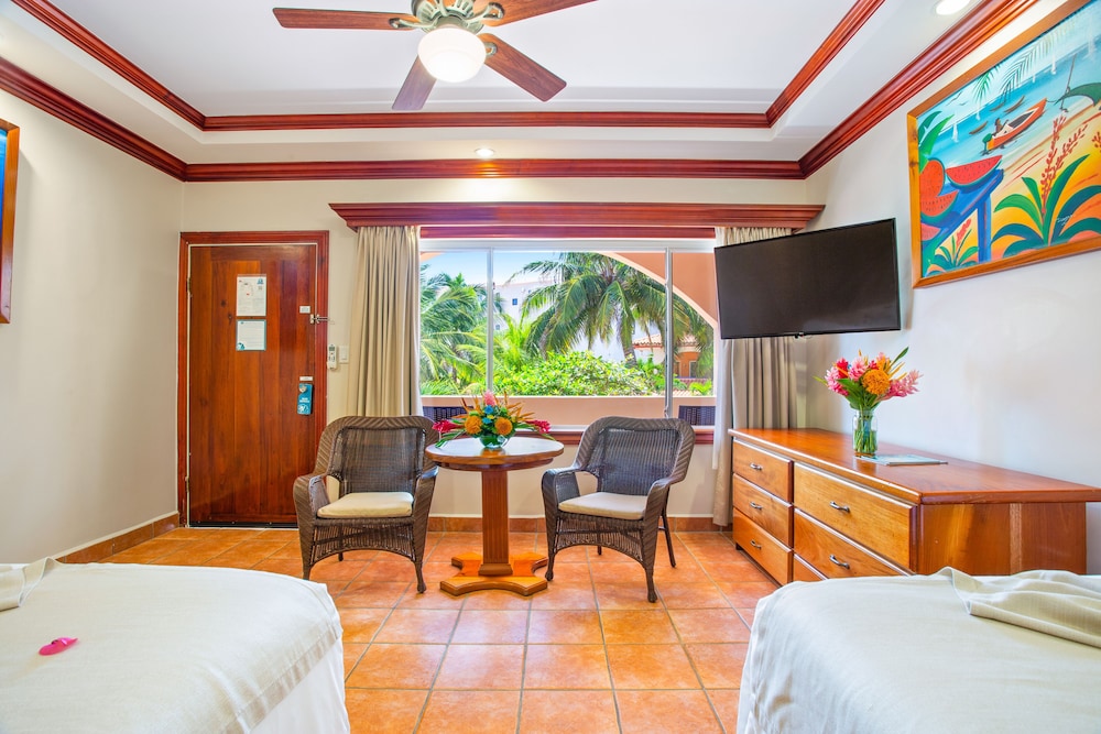 Deluxe Room, 2 Double Beds - Photo 15