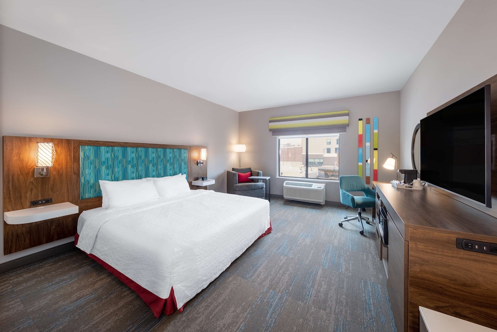 Room, 1 King Bed, Accessible (Hearing) at Hampton Inn Columbus Downtown, Ga in Columbus
