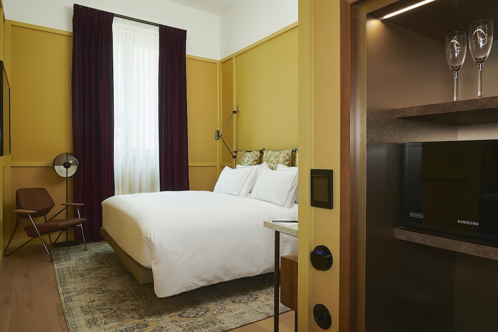 Hotel Le Ballu bedroom photo