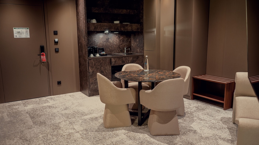 Suite Suite