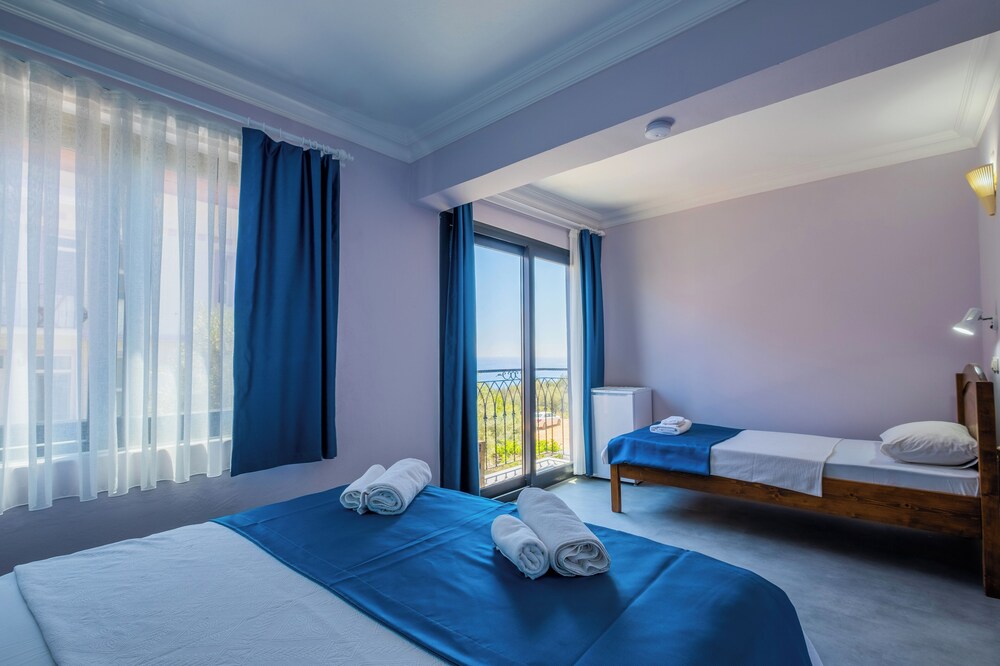 Family Triple Room photo 1