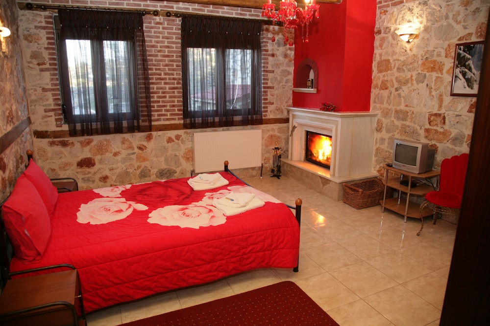 Double Room, Fireplace photo 2
