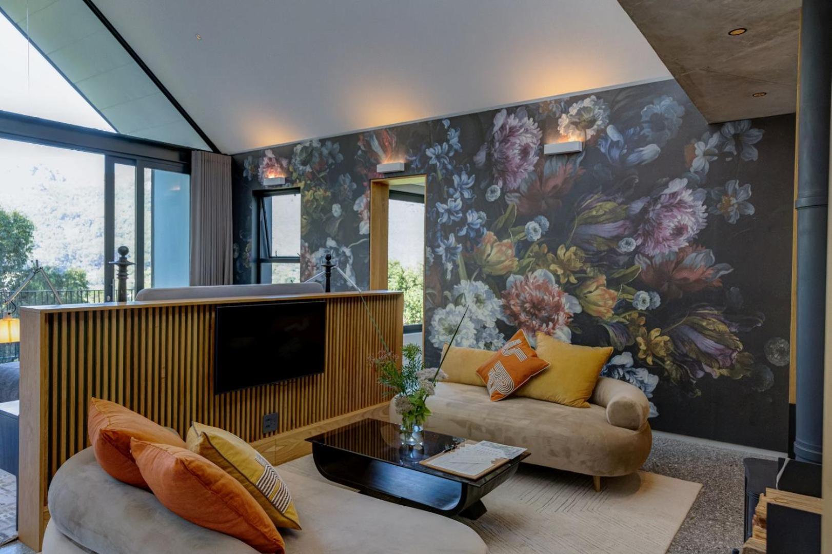 Villa Verte Grande Master Suite - Photo 2