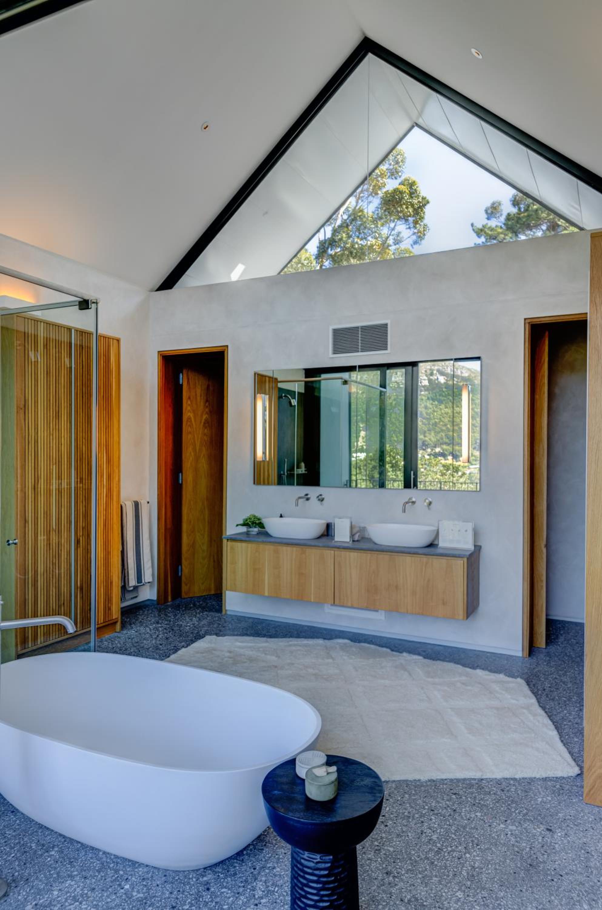 Villa Verte Grande Master Suite - Photo 5