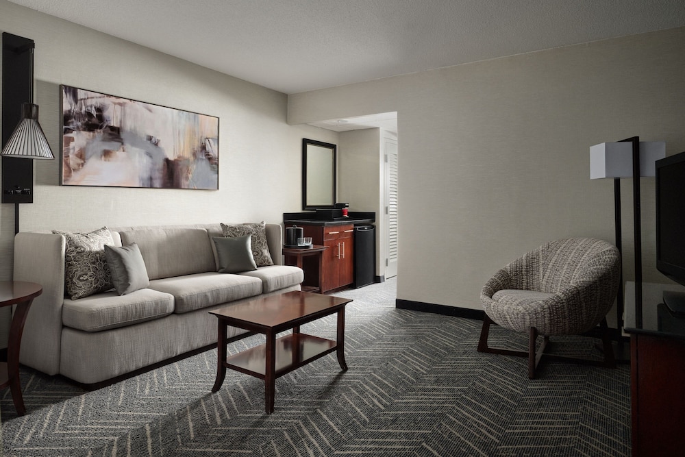 Club Suite, 1 Bedroom - Photo 1