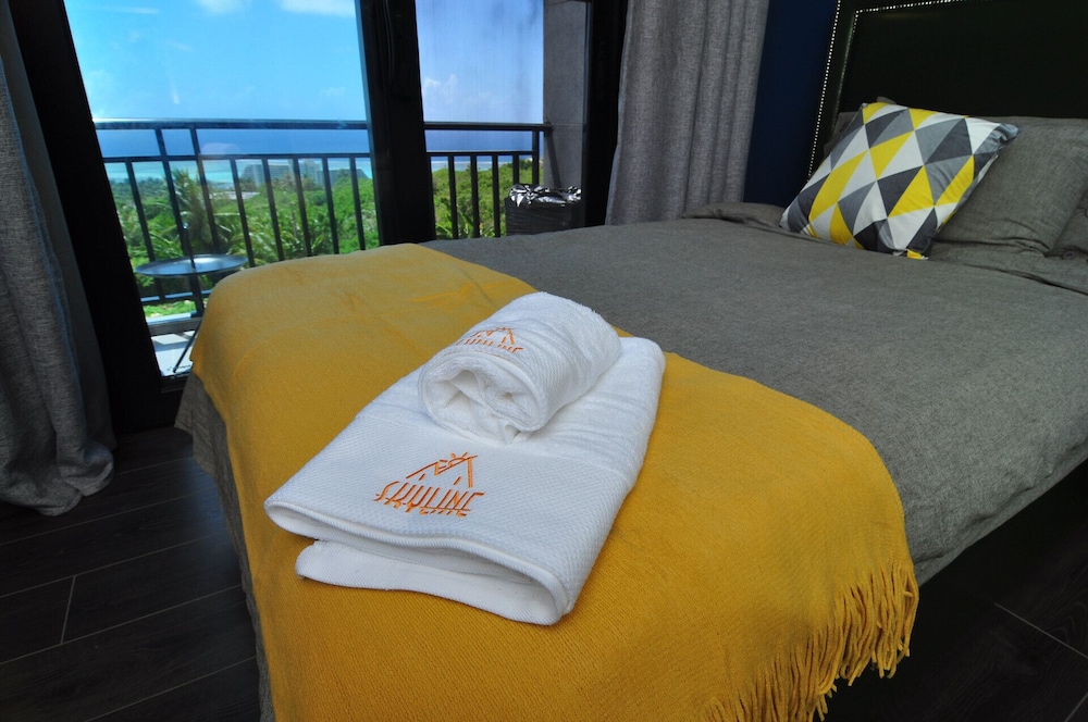 Luxury Ocean View Room - Photo 5