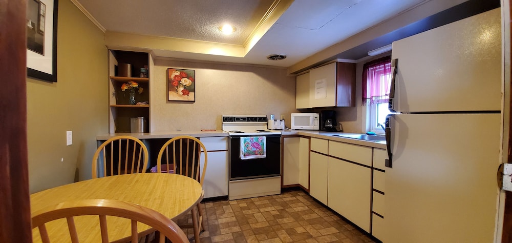Room , 2 Double Beds with Kitchen photo 1