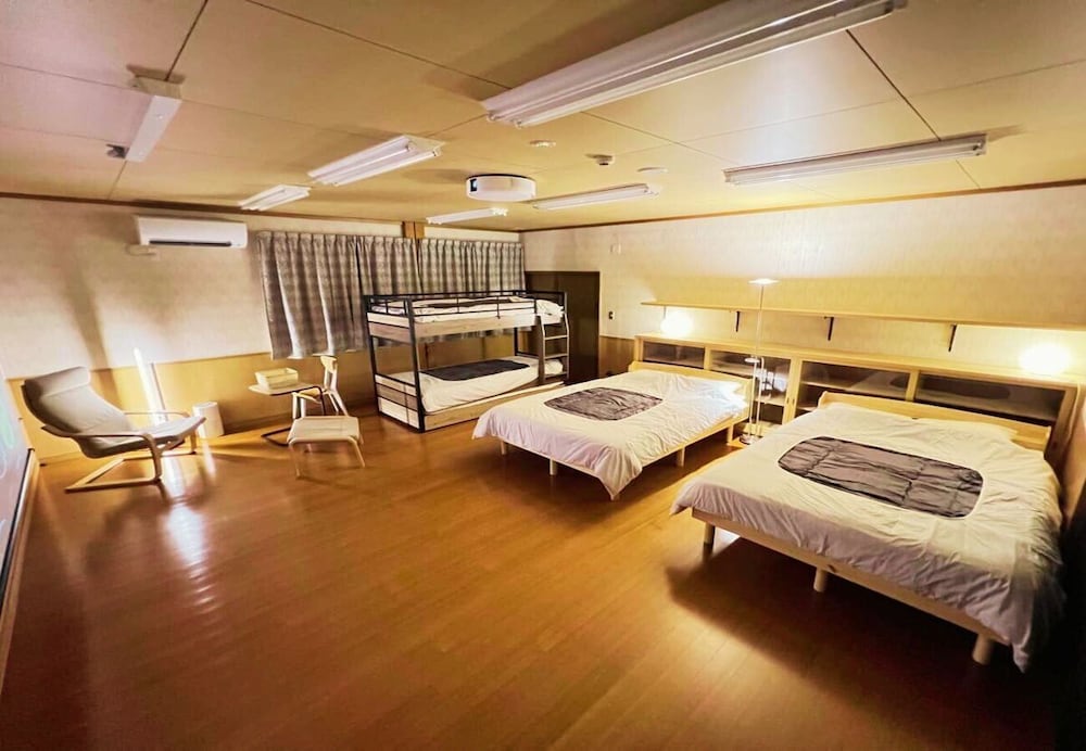 Luxury Triple Room, Multiple Beds, Mountain View photo 3