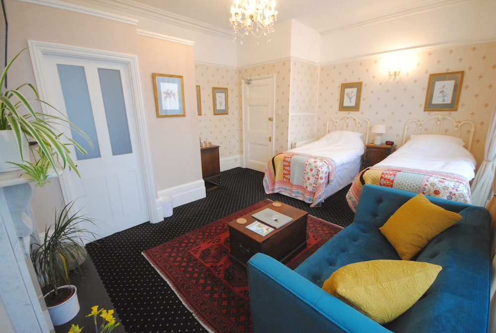 Patricia Twin Room