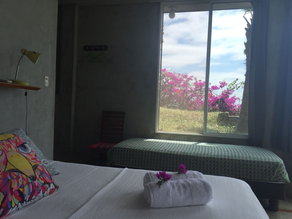 Standard Triple Room, Ocean View photo 3