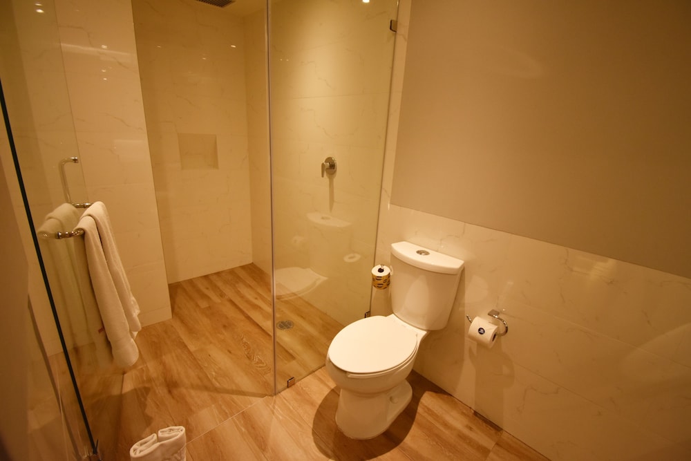 Premier Double Room - Photo 17