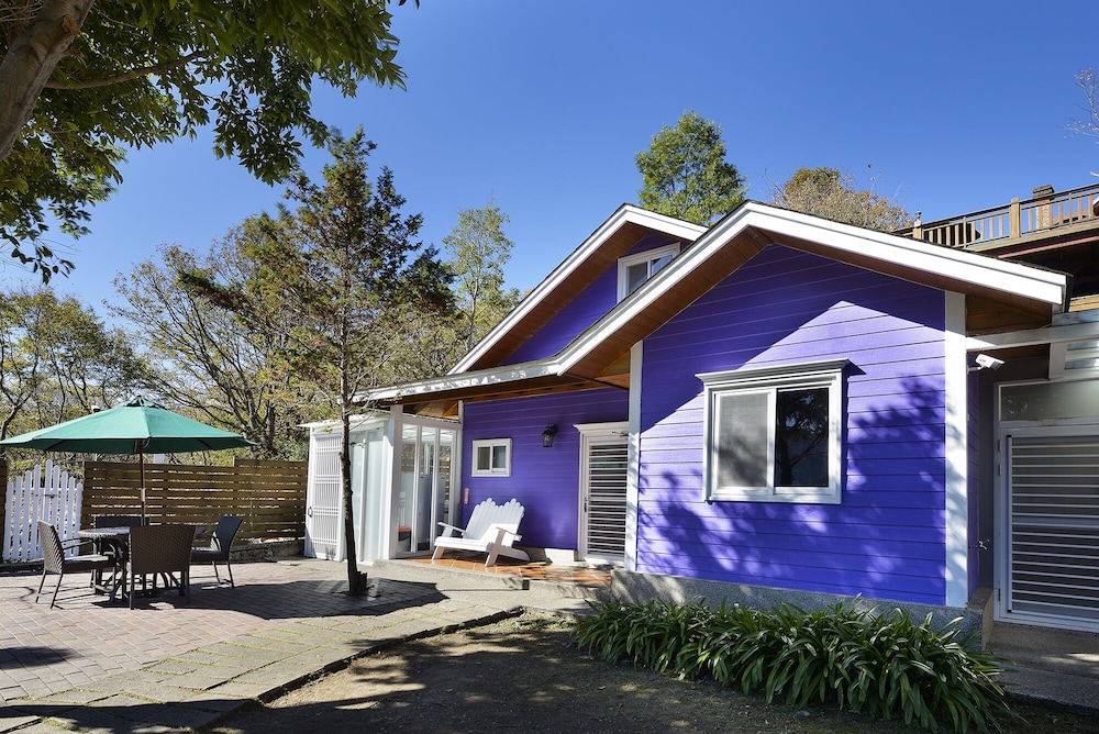 Purple Family Mountain View Room photo 1