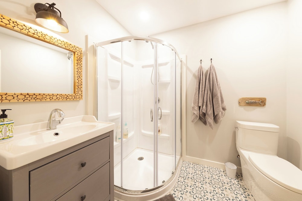 Sand Dollar Suite (not Pet friendly) photo 2