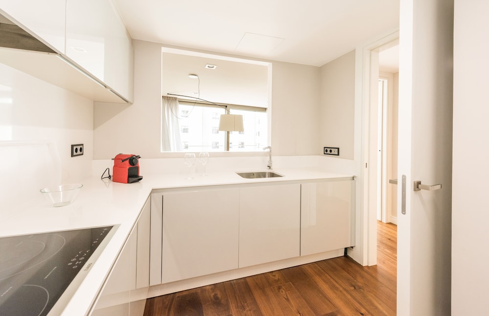Grand Apartment, 3 Bedrooms - Photo 19