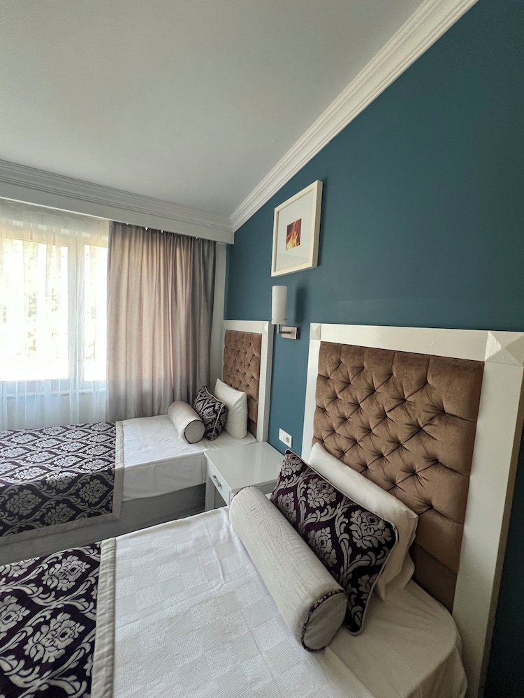 Family Suite, 2 Bathrooms
