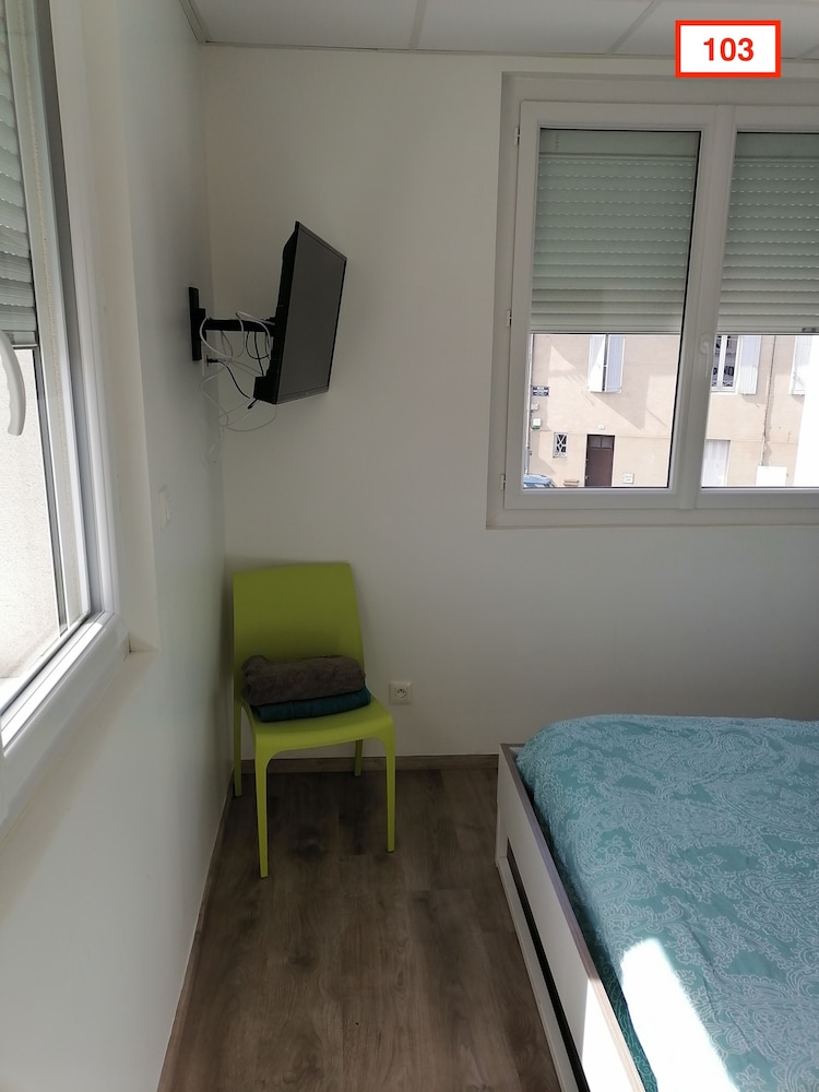Classic Studio, Ensuite - Photo 31
