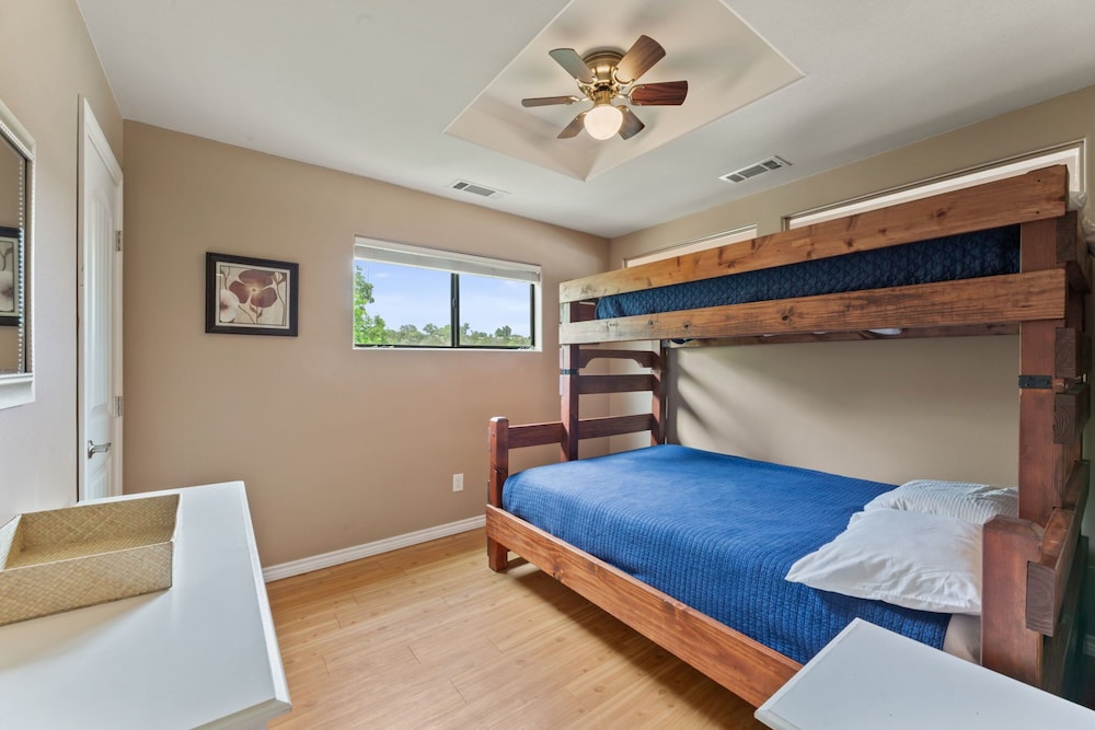 House, Multiple Beds, Balcony