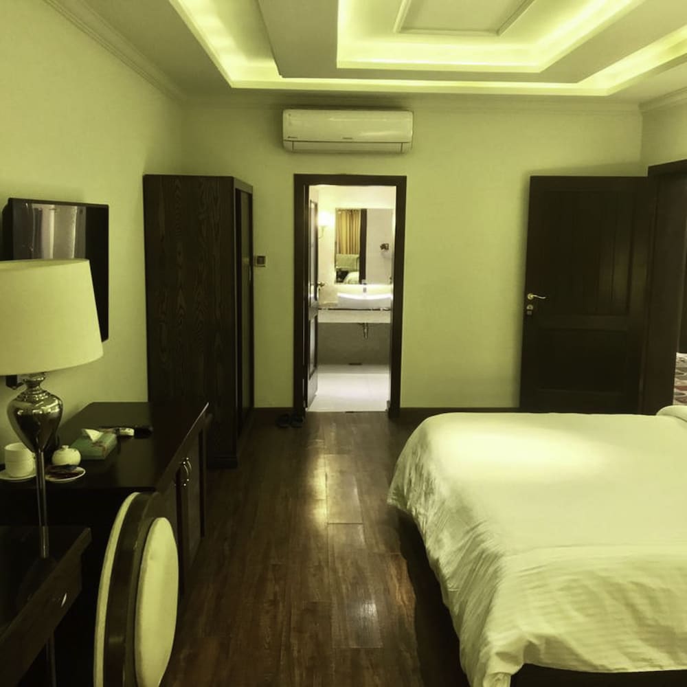 Executive Room photo 3