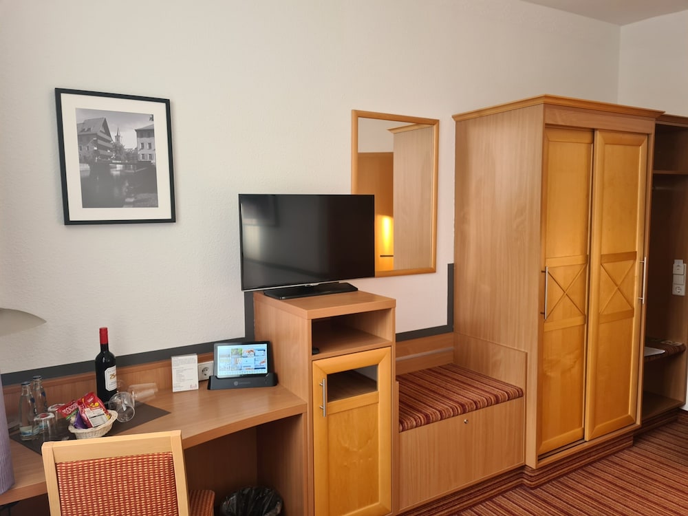 Standard Double or Twin Room photo 2