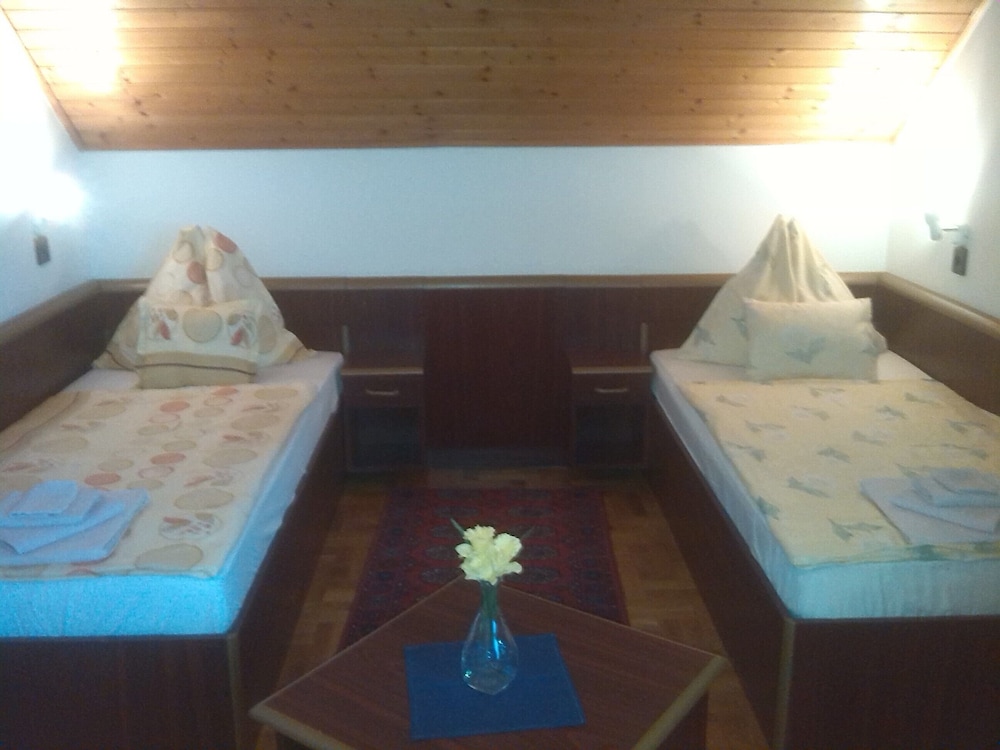 Twin Room photo 1