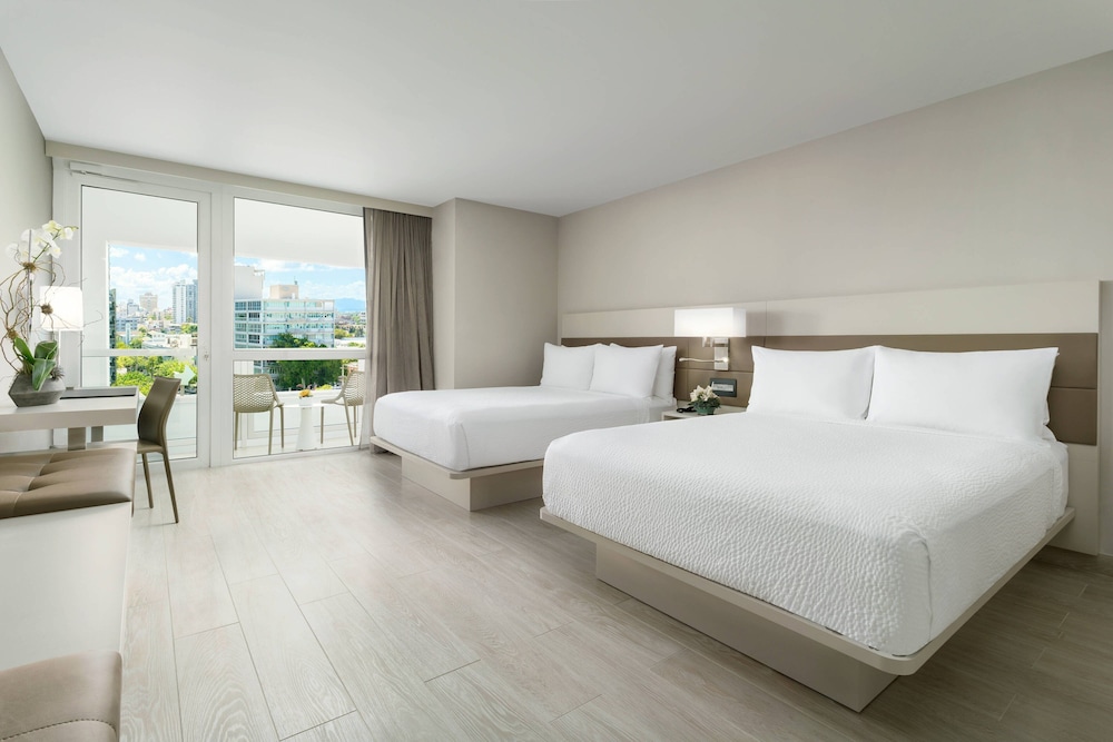 Room, 2 Queen Beds, Balcony
