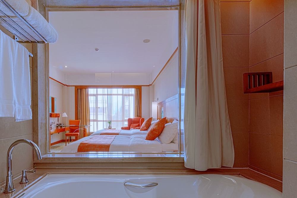 Deluxe Room, 2 Twin Beds - Photo 3