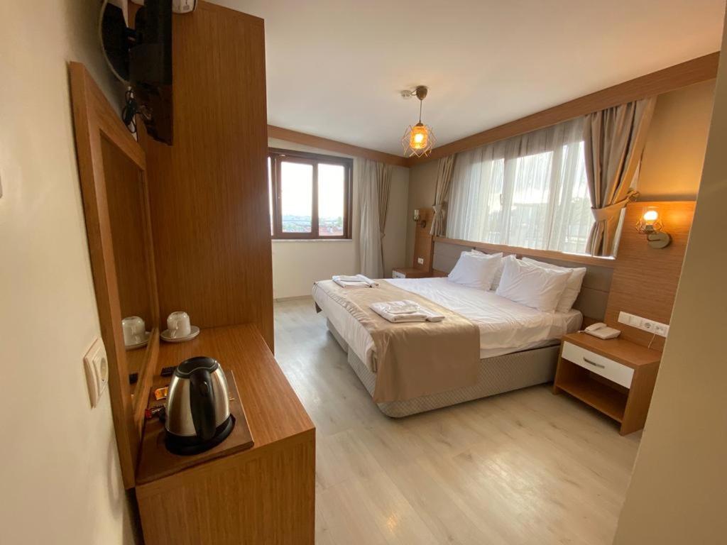 Deluxe Double Room with Sea View photo 1
