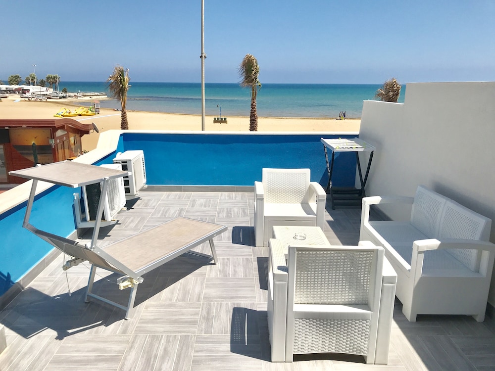 Comfort Double Room, 1 Large Twin Bed, Terrace, Sea View