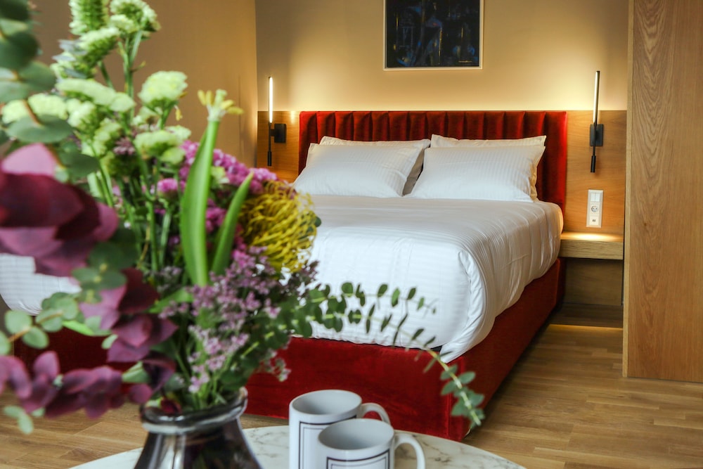 Deluxe Double or Twin Room photo 1