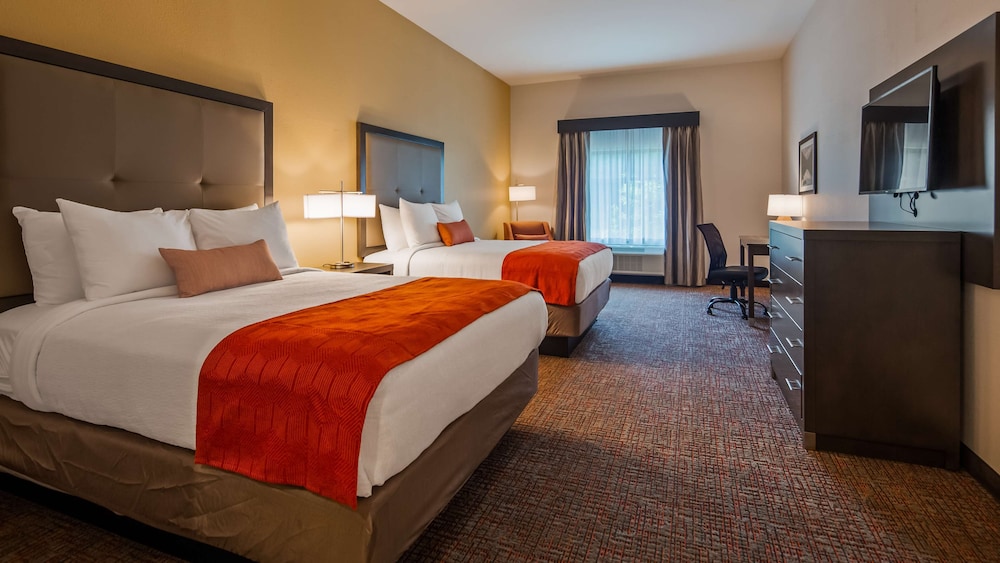 Standard Room, 2 Queen Beds, Non Smoking, Refrigerator - Photo 1