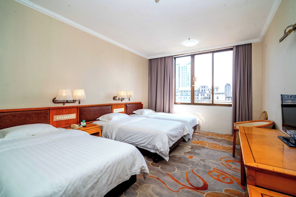 Riverview Triple Room photo 3