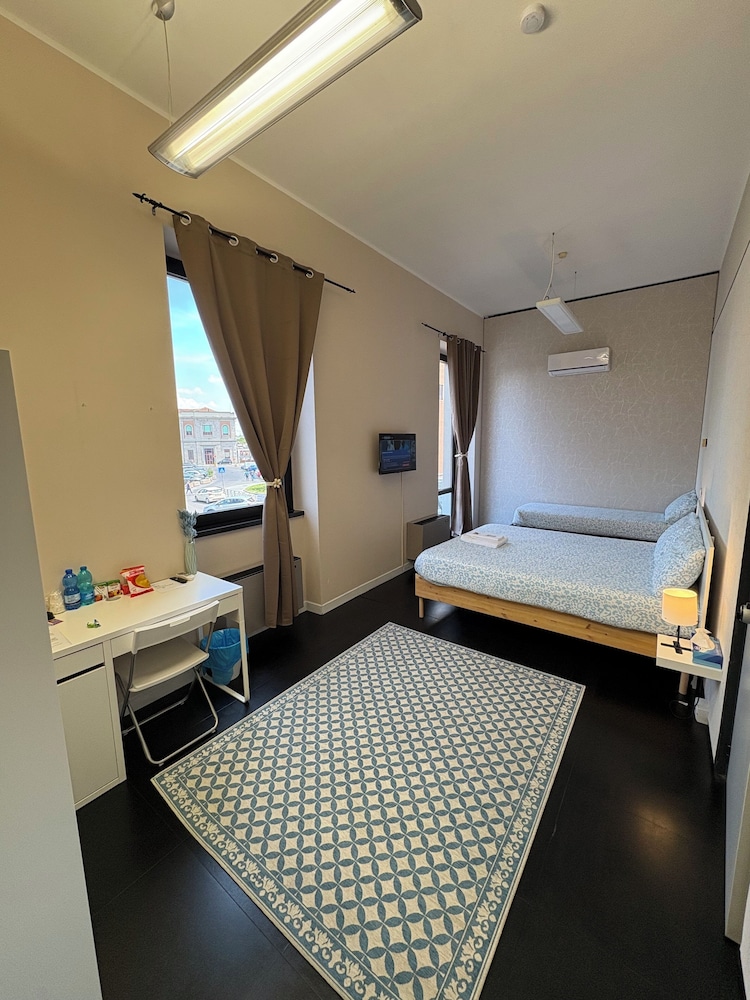 Comfort Triple Room, City View