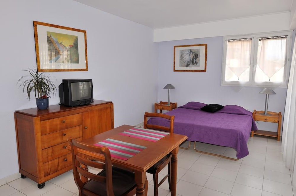 Studio, 1 Double or 2 Twin Beds photo 1