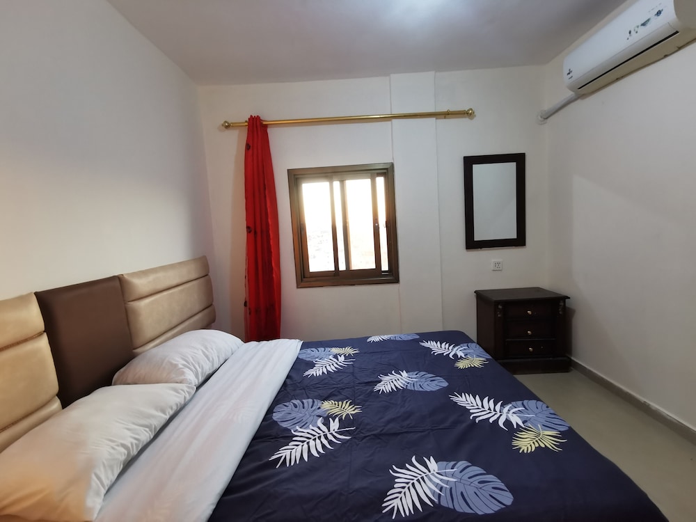 Double or Twin Room - Photo 8