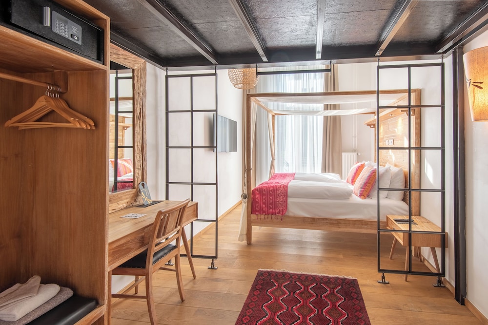Loft photo 1