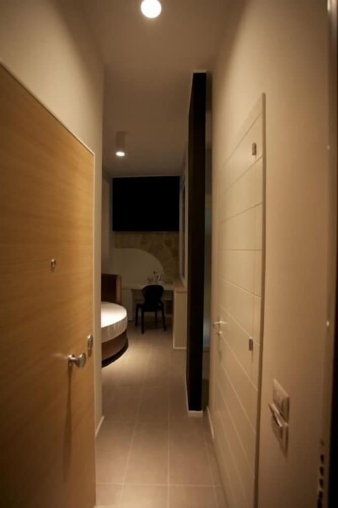 Superior Suite, Jetted Tub photo 2