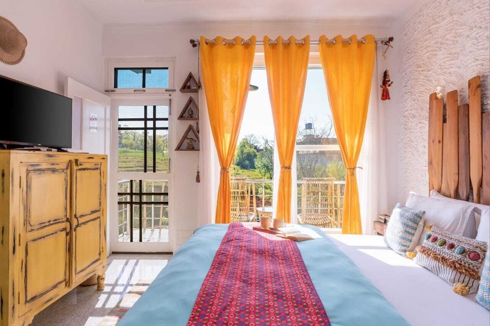 Premium Double Room, Balcony, Mountain View photo 3
