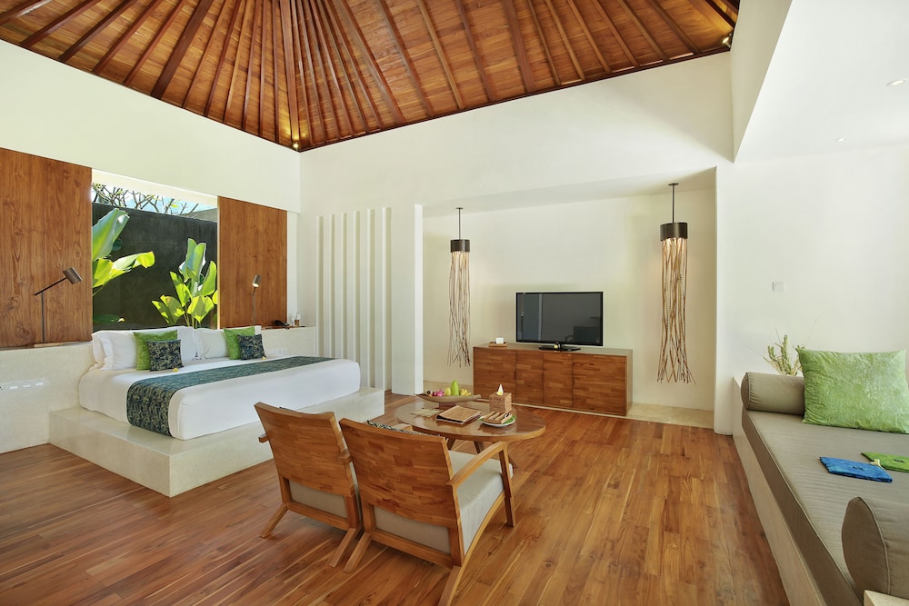 Luxury Villa, 1 Bedroom, Pool View photo 2