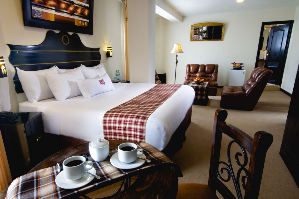 Deluxe Suite photo 1