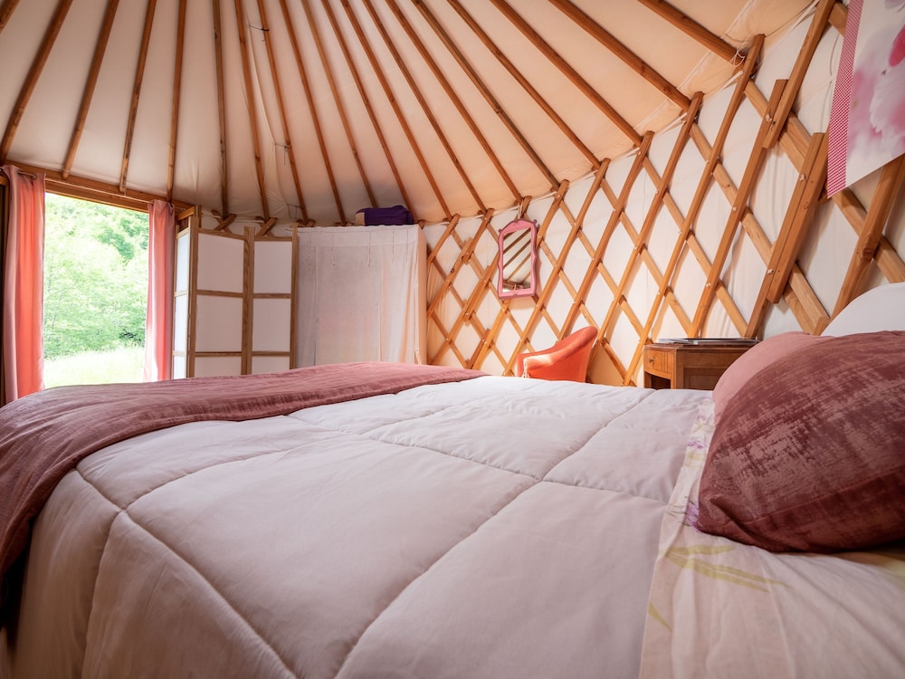 Comfort Tent, Mountainside photo 3