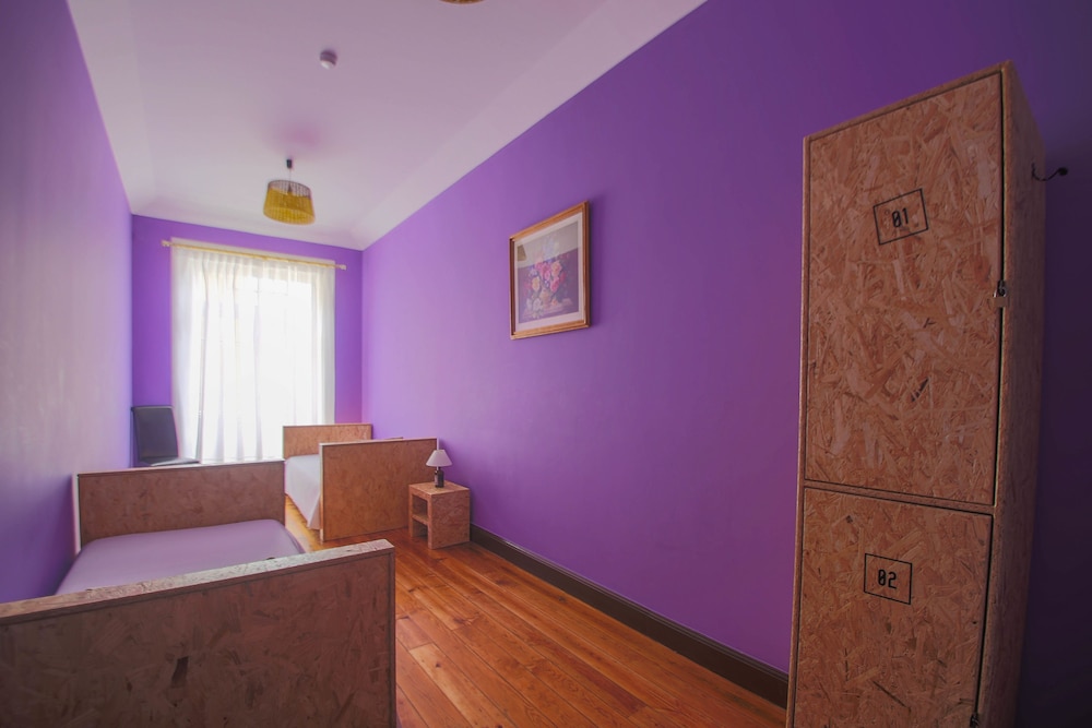 Economy Twin Room