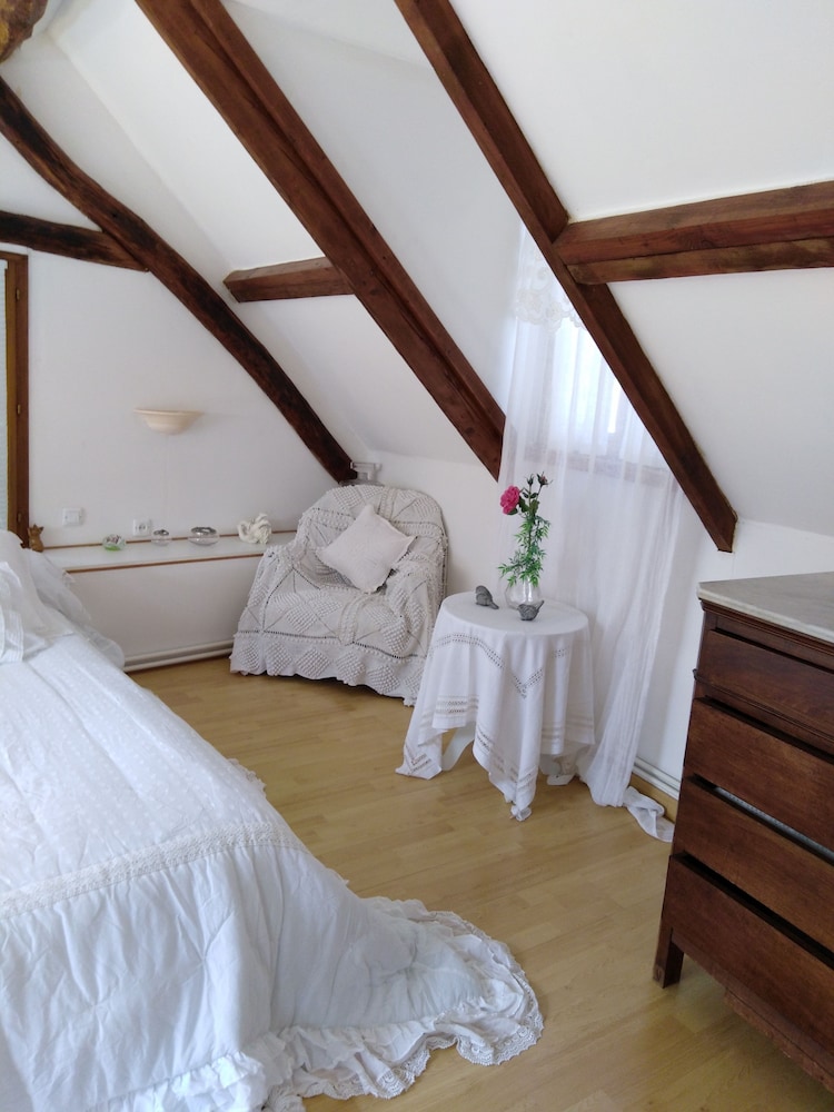 Comfort Double Room, 1 Double Bed, Non Smoking, Garden View photo 3