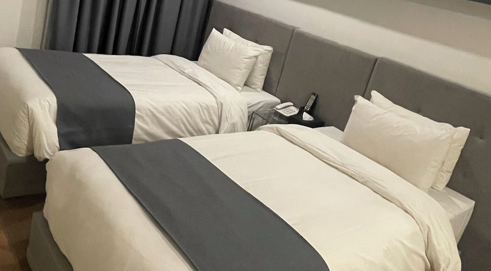 Premium Family Triple Room photo 3